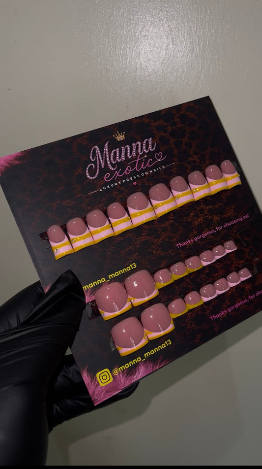 Stripe nail and toe set