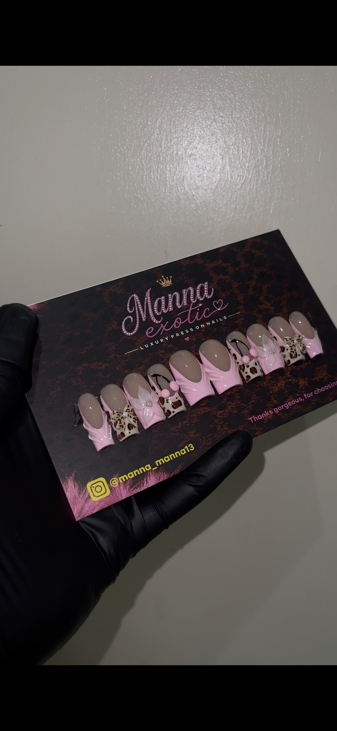 Pink cheetah nail set