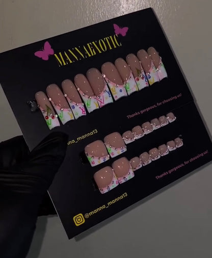 Custom nails & toes only!